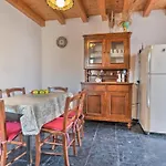 Agamennone- 20 Meter Vom Entfernt Mit Einer Moeblierten Terrasse- By Interhome